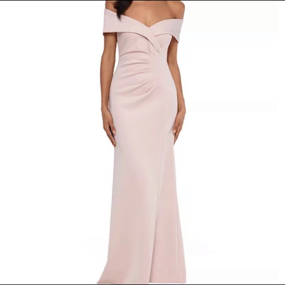 XSCAPE
Off-the-Shoulder Sheath Dress long